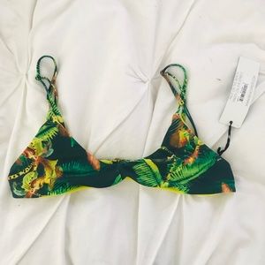 reversible beach riot top brand new with tags